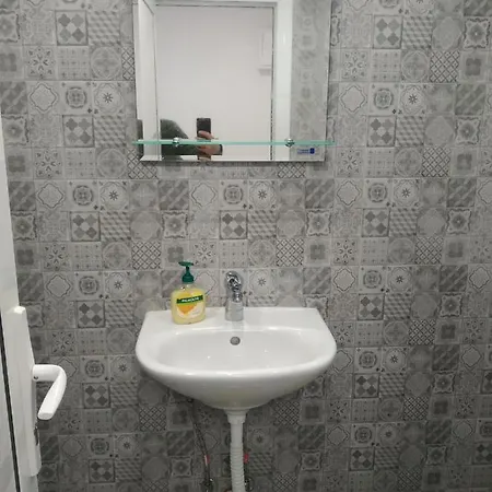 мария луиза アパート